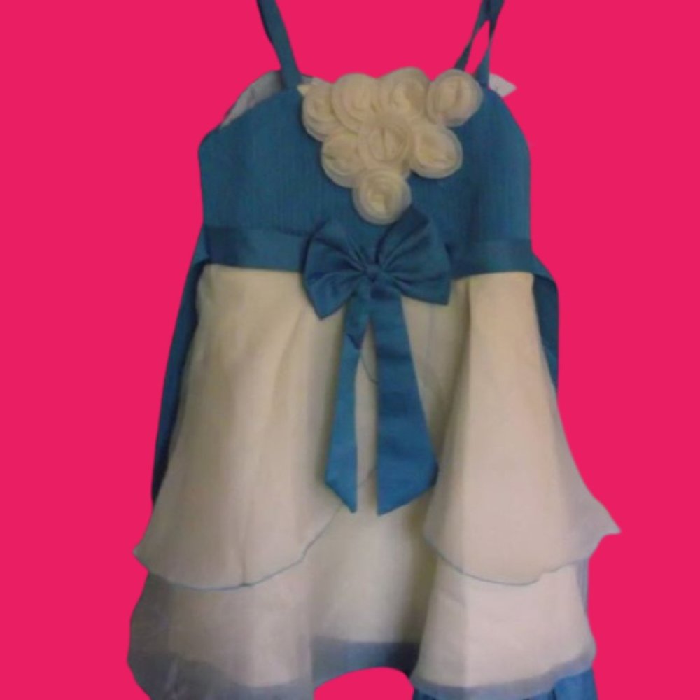 White & Blue Wedding Flower Girl Party Dress Size Girl Size 6-7  NWT New